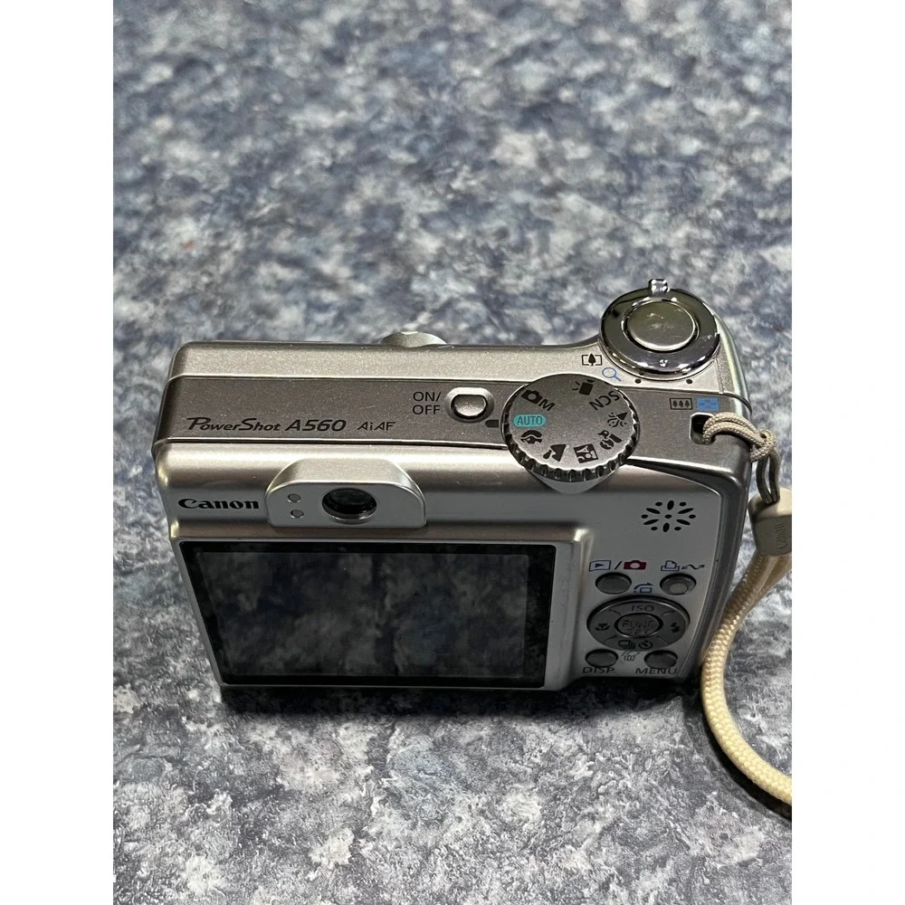 Canon PowerShot A560 7.1MP Digital Camera Silver 4x Optical Zoom PC1229